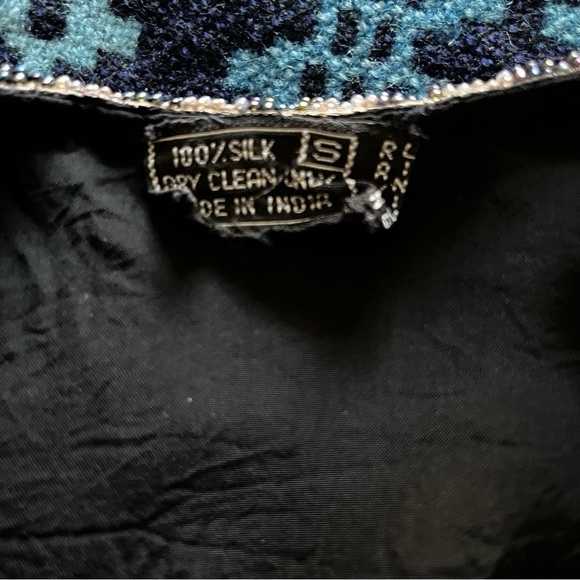 Stunning vintage silk beaded jacket - Picture 8 of 8